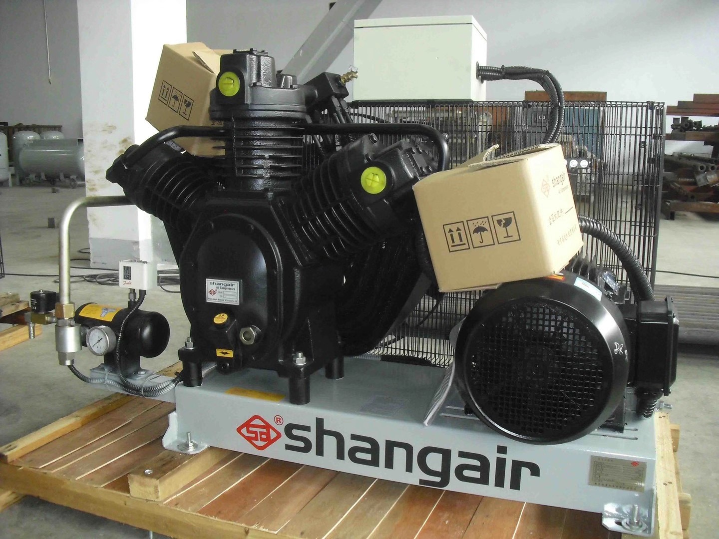 尚愛(ài)空壓機的維修步驟